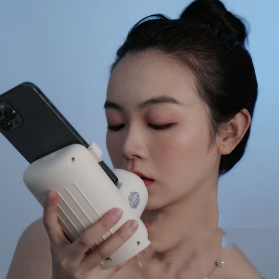 Remote Love Artifact Creative Black Technology Remote Space Kissing